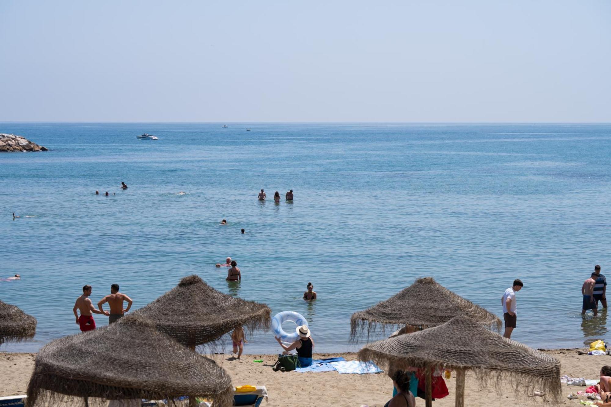 639 Jardines Del Mar Beach, Wifi-town Apartment *