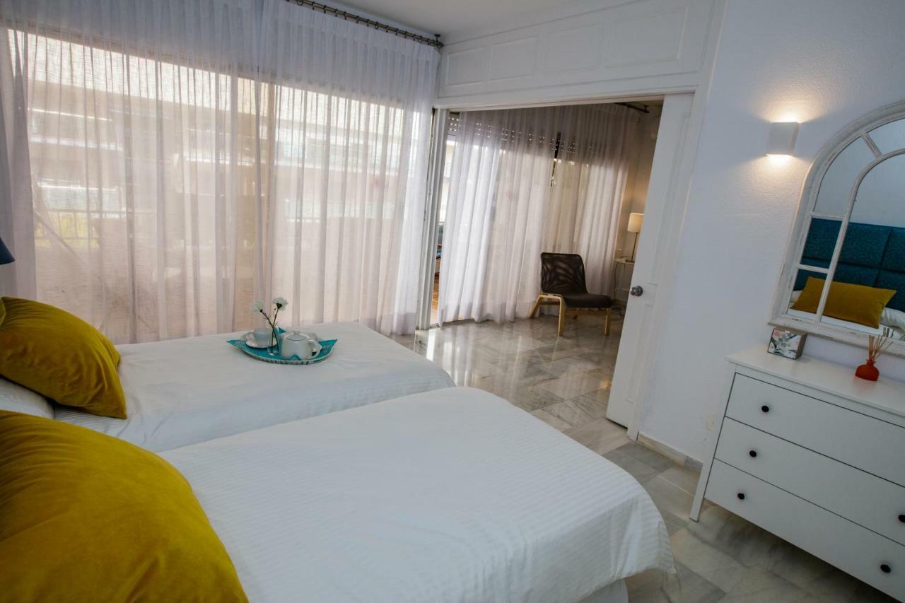 639 Jardines Del Mar Beach, Wifi-town Apartment